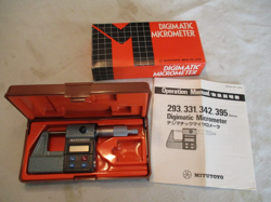 VTG MITUTOYO MFG CO #293-301 DIGIMATIC MICROMETER NEW IN BOX W/ PAPERWORK WORKS