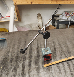 MITUTOYO 7011BN  MAGNETIC BASE STAND INDICATOR HOLDER W/ADJUSTABLE ROD
