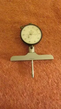 MITUTOYO # 2904 DIAL INDICATOR
