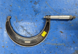 USED STARRETT 436 OUTSIDE MICROMETER 4-5