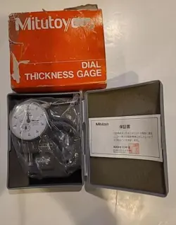 MITUTOYO DIAL THICKNESS GAGE FLAT ANVIL METRIC CERAMIC 7301 OPEN BOX