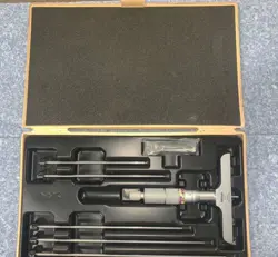 EX-VG MITUTOYO DEPTH MICROMETER 0-6 INCH   CASE .001” RATCHET STOPS 4” BASE