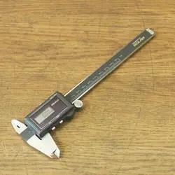 MITUTOYO CD-S15M(500-404) DIGITAL CALIPER SOLAR TYPE 150MM JAPAN