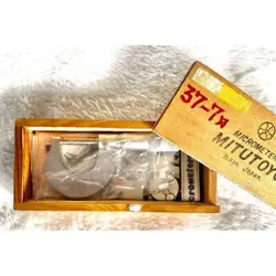 MITUTOYO MICROMETER 0-25MM OM-502 WITH BOX [VINTAGE] VG COND LIMITED FROM JAPAN