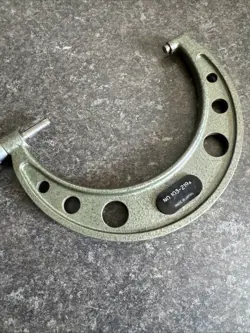 MITUTOYO 103-219 OUTSIDE MICROMETER 4-5 IN 0.0001 RATCHET
