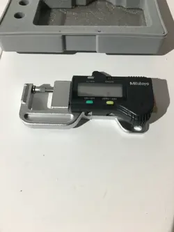 MITUTOYO 700-118-20 QUICK MINI DIGITAL THICKNESS GAUGE, INCH/METRIC