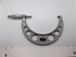 OUTSIDE DIAMETER MICROMETER MITUTOYO 
