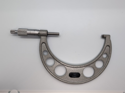 OUTSIDE DIAMETER MICROMETER MITUTOYO 