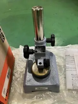 MITUTOYO DIAL GAUGE STAND (7002) JAPAN