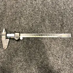MITUTOYO 118670 ABSOLUTE DIGIMATIC DIGITAL CALIPER WITH PLASTIC CASE