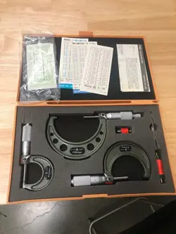 MITUTOYO 103922 OUTSIDE MICROMETER SET 0-3