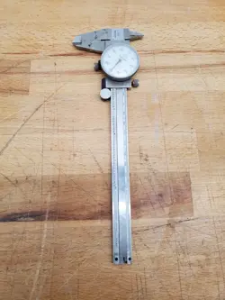 MITUTOYO 505-637-50 6” DIAL CALIPER - USED