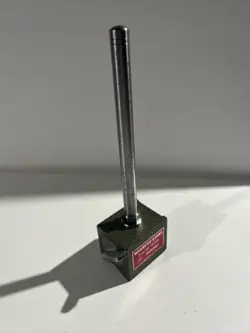 MITUTOYO MAGNETIC INFICATOR MAG BASE 7010B