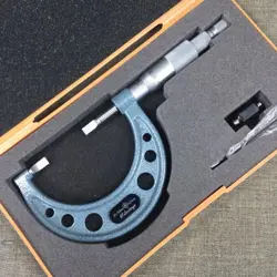 MITUTOYO 122–102 OUTSIDE BLADE MICROMETER, HARDENED STEEL 25MM-50MM MINT