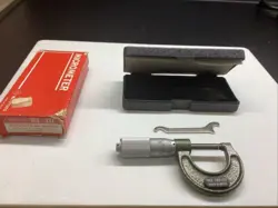 MITUTOYO 103-127 OUTSIDE MICROMETER 0-1”. ORIGINAL CASE, BOX AND WRENCH