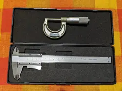 VERNIER CALIPER STAINLESS STEEL AND MITUTOYO MICROMETER LOT