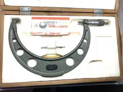 MITUTOYO 7”-8” OUTSIDE MICROMETER W/CASE