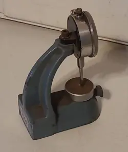 MITUTOYO 7056 BASE/ GAUGE 0-100 MACHINIST TOOL