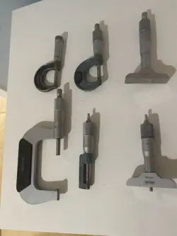 MICROMETERS LOT