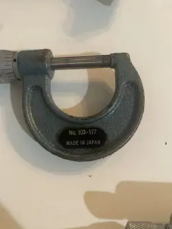 MICROMETERS LOT