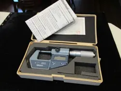 MITUTOYO DIGIMATIC MICROMETER DIGITAL ELECTRONIC 0-1