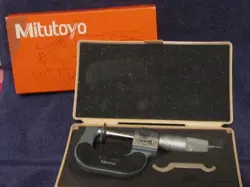 MITUTOYO OUTSIDE INDICATING MICROMETER C/N 223-125 WITH ORIGINAL BOX. PARTS ONLY