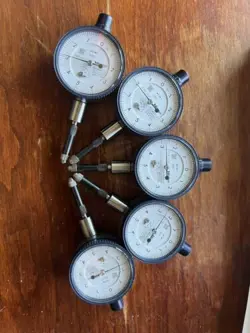 MITUTOYO 1803S-10. GRADUATION .0001”. USED GOOD CONDITION.