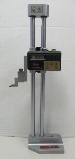 MITUTOYO NO. 192-605 HEIGHT GAGE 0-12