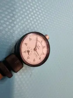 1044 DIAL INDICATOR