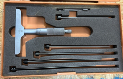 MITUTOYO 129-131 DMC4-4