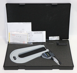 MITUTOYO 389-711-30 DIGITAL DEEP THROAT MICROMETER 0-1