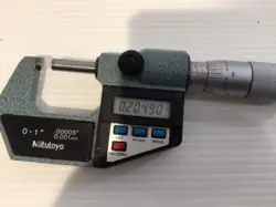 MITUTOYO DIGITAL MICROMETER 0-1. NO. 293-765