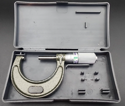 MITUTOYO 103-128 OUTSIDE MICROMETER 1-2