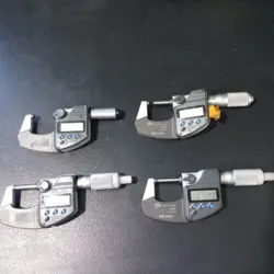 LOT OF 4 MITUTOYO 293-348-30 IP65 0-1