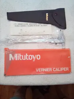 MITUTOYO VERNIER CALIPER 530-118 NEW SEALED PACK INSIDE WITH WORN BOX