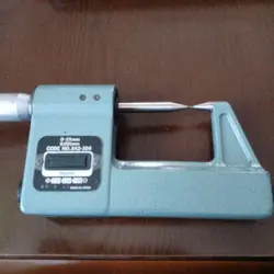 DIGITAL MICROMETER MADE BY MITUTOYO JAPAN