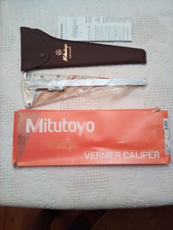 MITUTOYO VERNIER CALIPER 532-120 NEW SEALED PACK INSIDE WITH WORN BOX 8