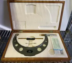 MITUTOYO 103-184A OM8 7