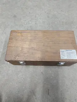 WOOD STORAGE BOX