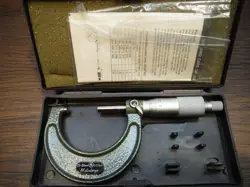 MITUTOYO OUTSIDE MICROMETER 25-50MM RANGE, 0.01MM GRADUATION