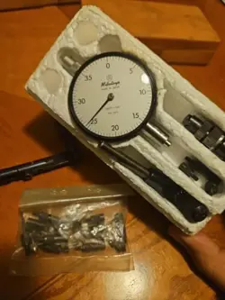 MITUTOYO NO. 2670 DIAL INDICATOR .0005 - .100