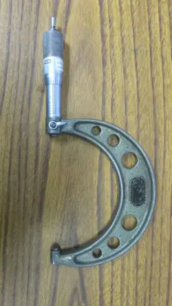 MITUTOYO MICROMETER 3