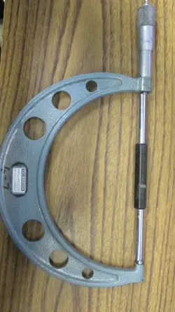 MITUTOYO MICROMETER 6