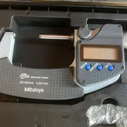 MITUTOYO DIGITAL MICROMETER 25-50ｍｍ 0.001ｍｍ JAPAN