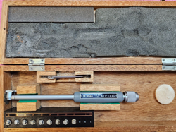 DIAL CYLINDER GAUGE