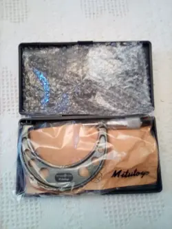 MITUTOYO MICROMETER  103-140 75-100MM OM-140 NEW IN ORIGINAL CASE