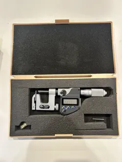 MITUTOYO 317-351-30 ACM 1 INCH MX MICROMETER