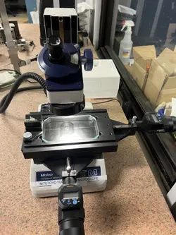 TM-A1005B MITUTOYO TOOLMAKERS MICROSCOPE, 4