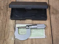 VINTAGE MITUTOYO 101-115 M225-25 METRIC OUTSIDE MICROMETER 0-25MM 0.001 CARBIDE