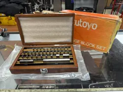 MITUTOYO GAGE BLOCK SET (516- 914) (BE1- 35- 2)